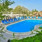 Mare Garden Hotell 3*