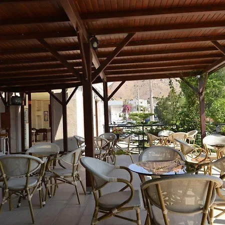 Sunny Garden Nilufer Hotel 3* 아크얄라