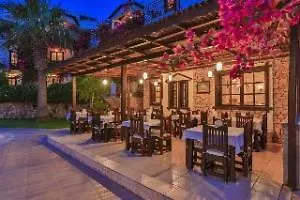 호텔 Sunny Garden Nilufer Hotel 아크얄라