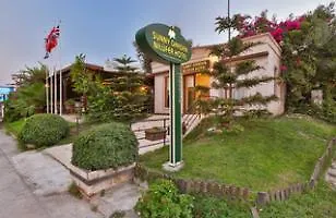 Mare Garden Hotell 3*