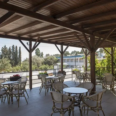 Mare Garden Отель 3*